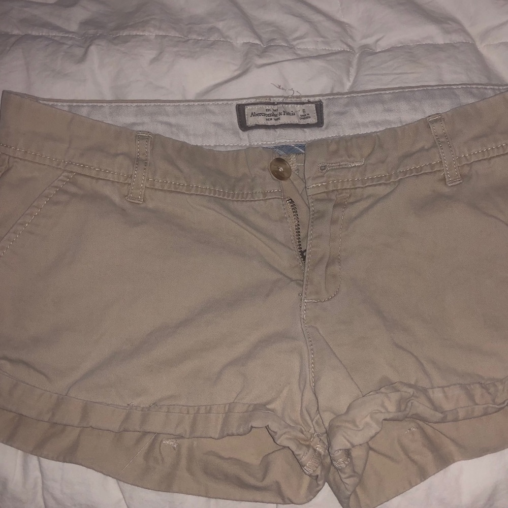 Ladies cargo shorts